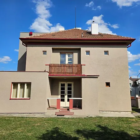 Rodinny Dum Pod Hazemburkem * Libochovice